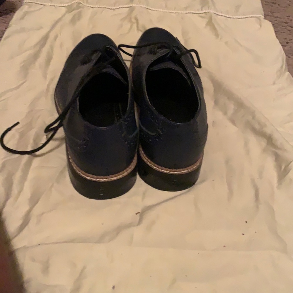 Men navy oxfords